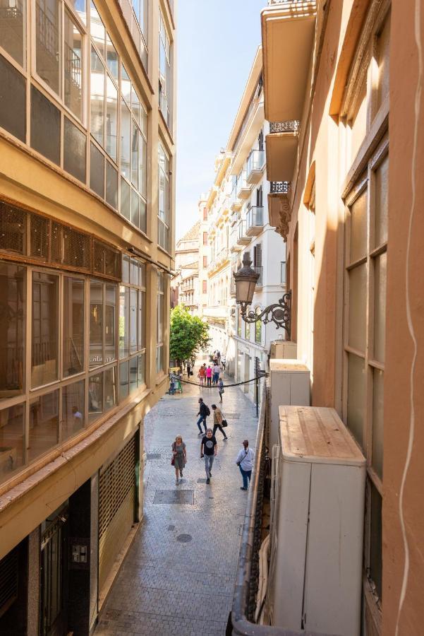 Urbe10 Plaza De La Constucion Premium Loft Apartment Malaga Bagian luar foto