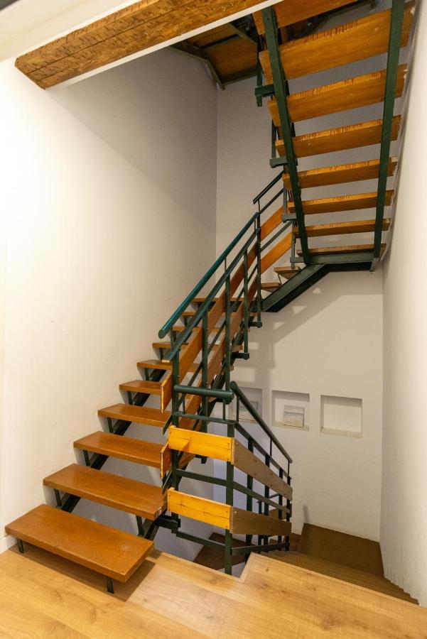 Urbe10 Plaza De La Constucion Premium Loft Apartment Malaga Bagian luar foto